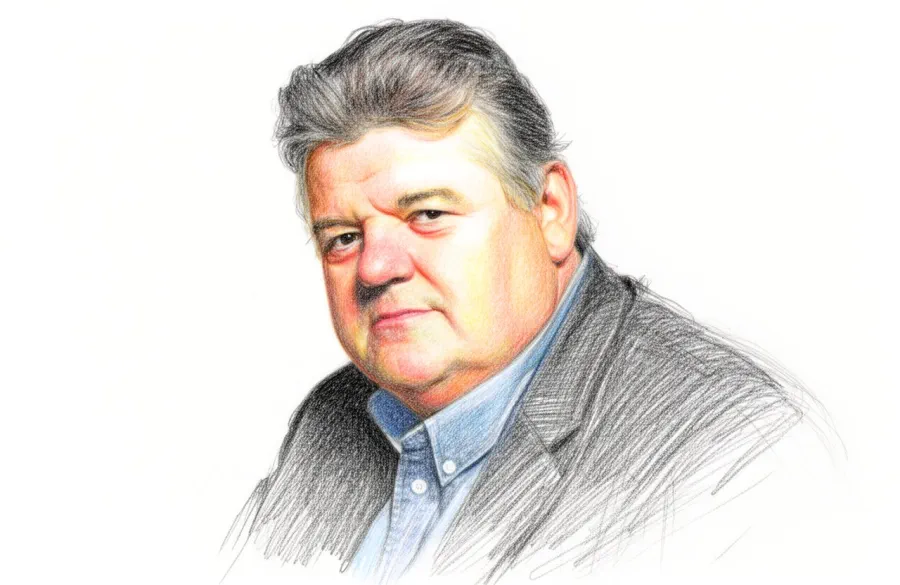 Robbie Coltrane. Born Anthony Robert McMillan in Rutherglen, Scotland, in 1950. Appeared in Cracker.